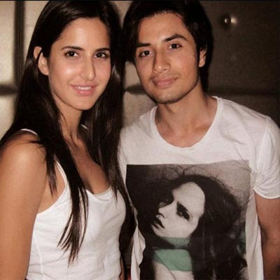 Katrina Kaif With Imran Khan and Ali Zafar looks funny hahaha sorry Katrina Kaif With Imran Khan and Ali Zafar looks funny hahaha sorry