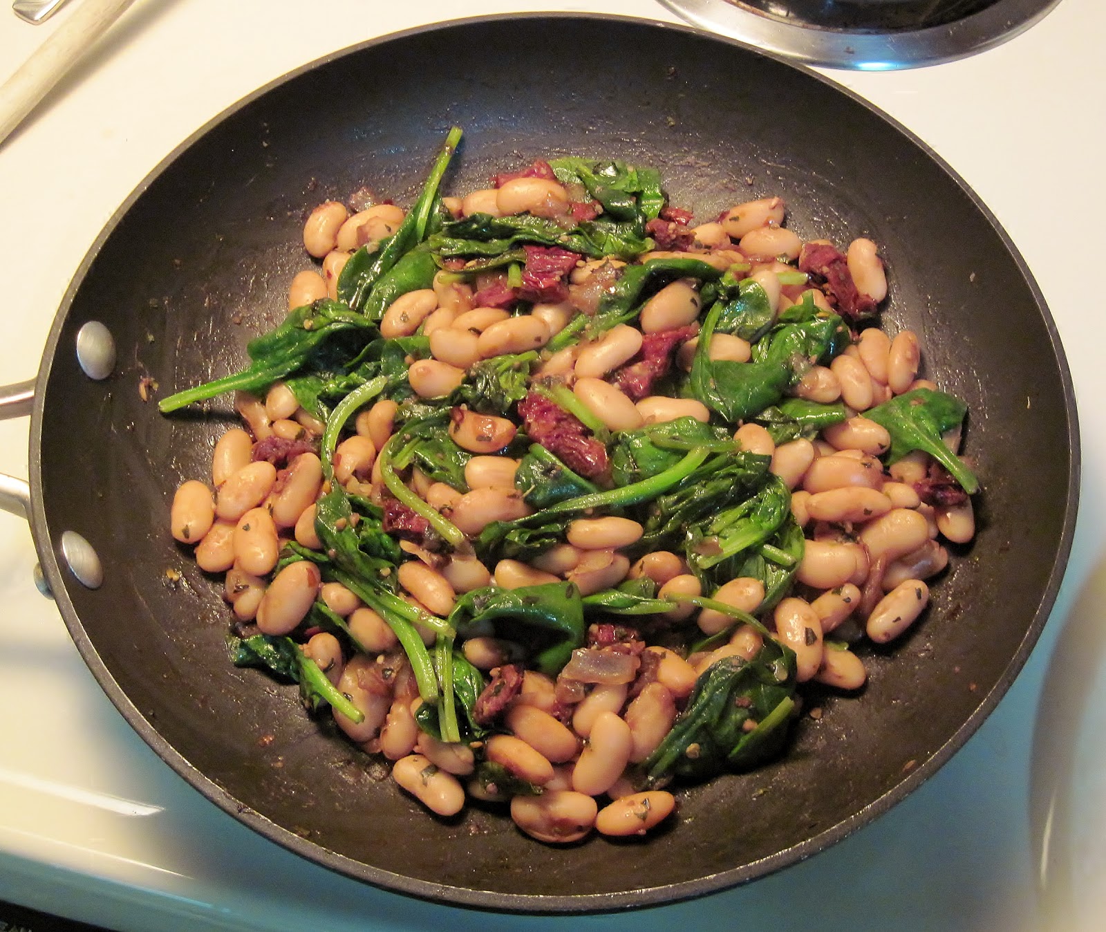 Carolina Sauce Company Cannellini Beans with Spinach & SunDried Tomatoes