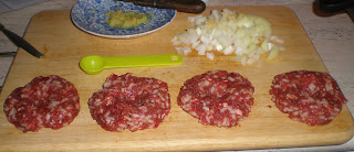 Filetes Rusos Con Salsa De Tomate Especiada
