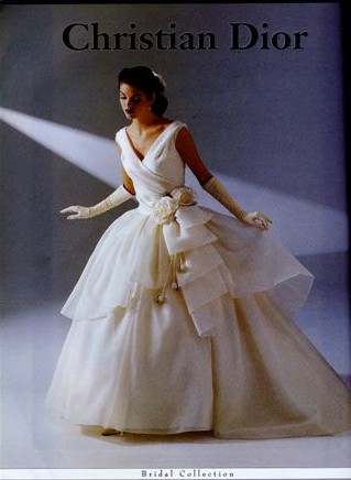 BRIDE CHIC: FRENCH BRIDAL COUTURE IN THE 90S