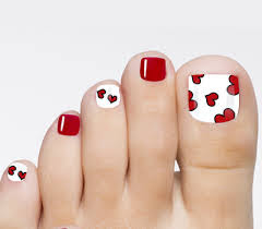 Uñas con rosas para los pies Uñas con rosas para los pies