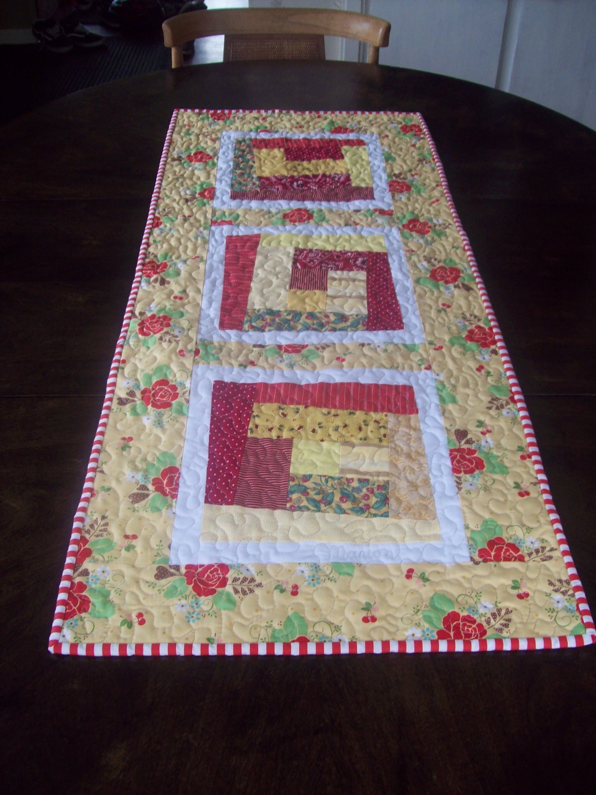 My Quilt Diet... Heat Resistant Table Runner