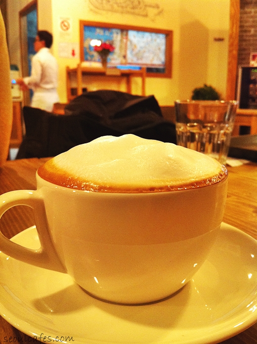 seoul cafes coffee itaewon korea