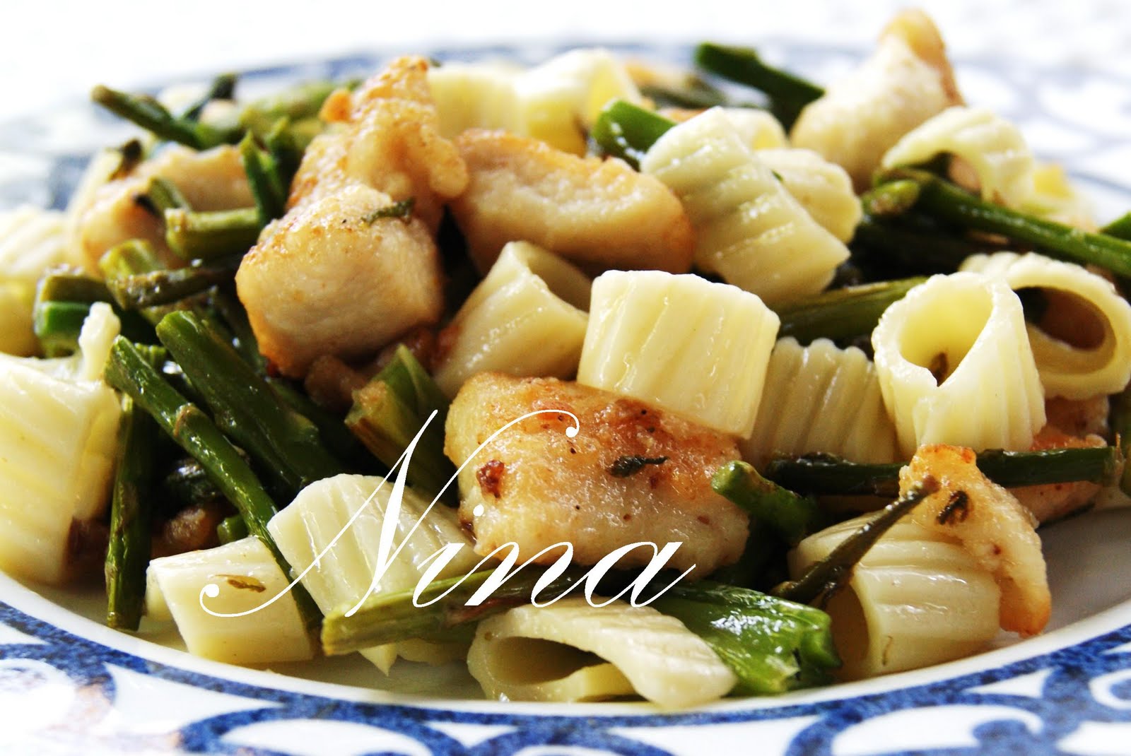 NINA'S RECIPES..... CHICKEN NUGGETS WITH PASTA AND ASPARAGUS