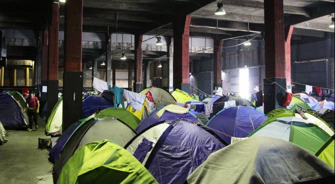 Καταγγελία Δημάρχου Ωραιοκάστρου: Μισθώνουν σπίτια για λαθρομετανάστες χωρίς την άδειά μας! Καταγγελία Δημάρχου Ωραιοκάστρου: Μισθώνουν σπίτια για λαθρομετανάστες χωρίς την άδειά μας!