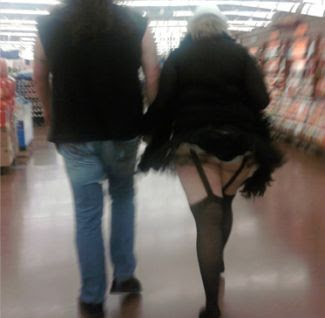 PeopleOfWalmart_000.jpg