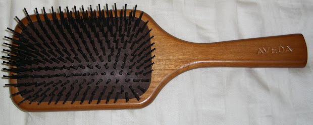 blushed wombat. aveda paddle