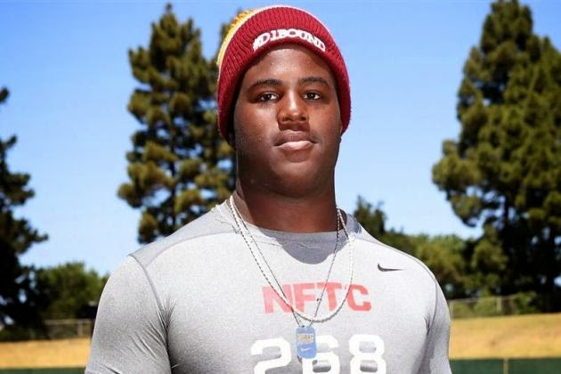 Tennessee lands 2015 commitment from defensive tackle prospect Kahlil McKenzie. Tennessee lands 2015 commitment from defensive tackle prospect Kahlil McKenzie.