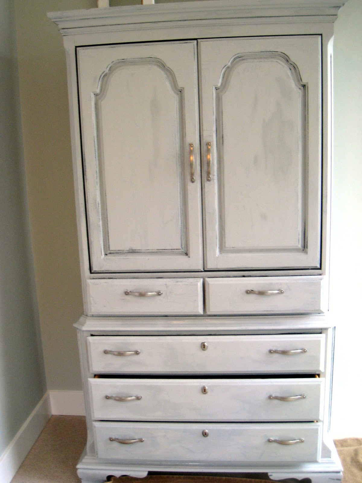 How to Annie Sloan Chalk Paint The Lilypad Cottage