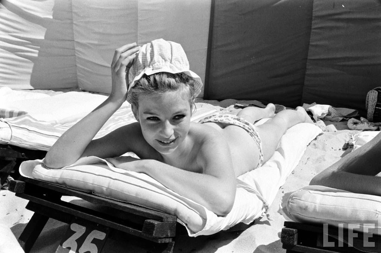 Stunning Image of Annette Vadim in 1959 