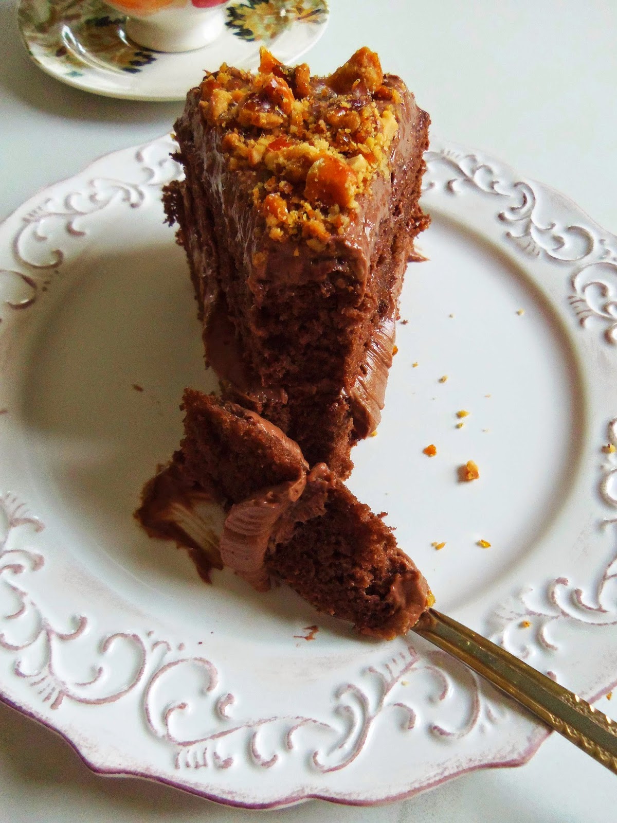 Simply Romanesco Chocolate Cake with Walnut Brittle