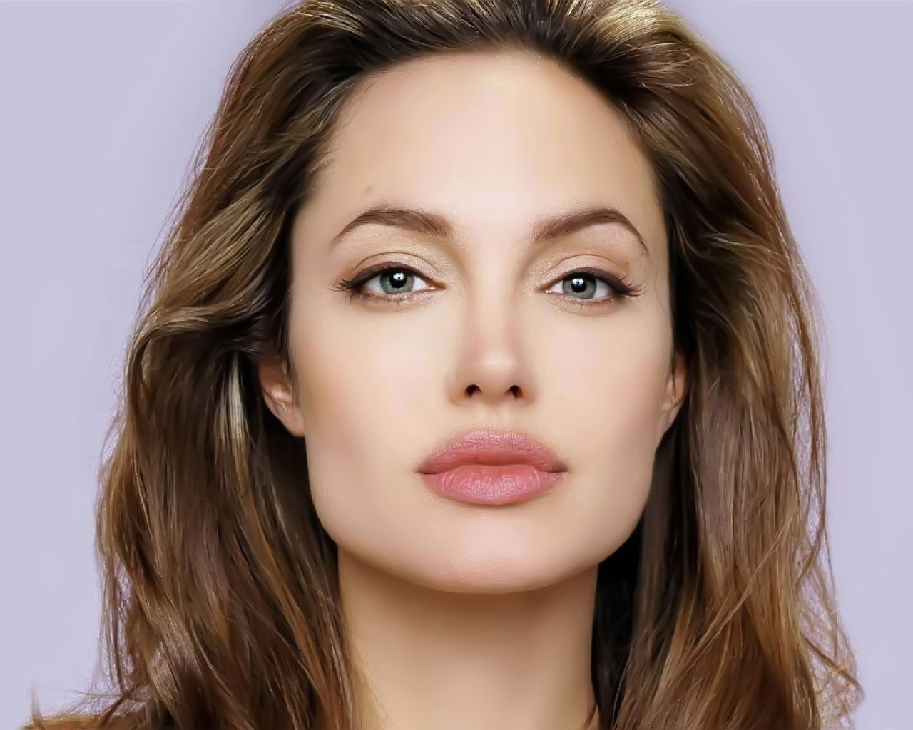 http://4.bp.blogspot.com/-2fvFP7DbNRo/T1E6JYB_ifI/AAAAAAAADYc/bzBN38GUN28/s1600/Angelina-Jolie.jpg