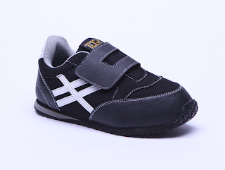 Sepatu Anak Sepatu Anak
