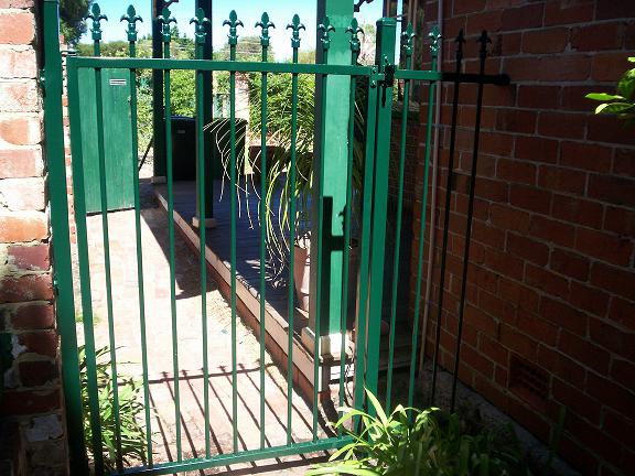 Aluminium & Wrought Iron: Aluminium and Wrought Iron Fence and Gate