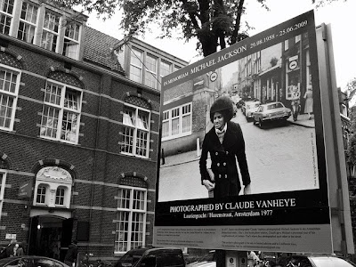 Leilão de fotografia de Michael Jackson Michael+jackson+by+claude+vanheye+1977+amsterdam