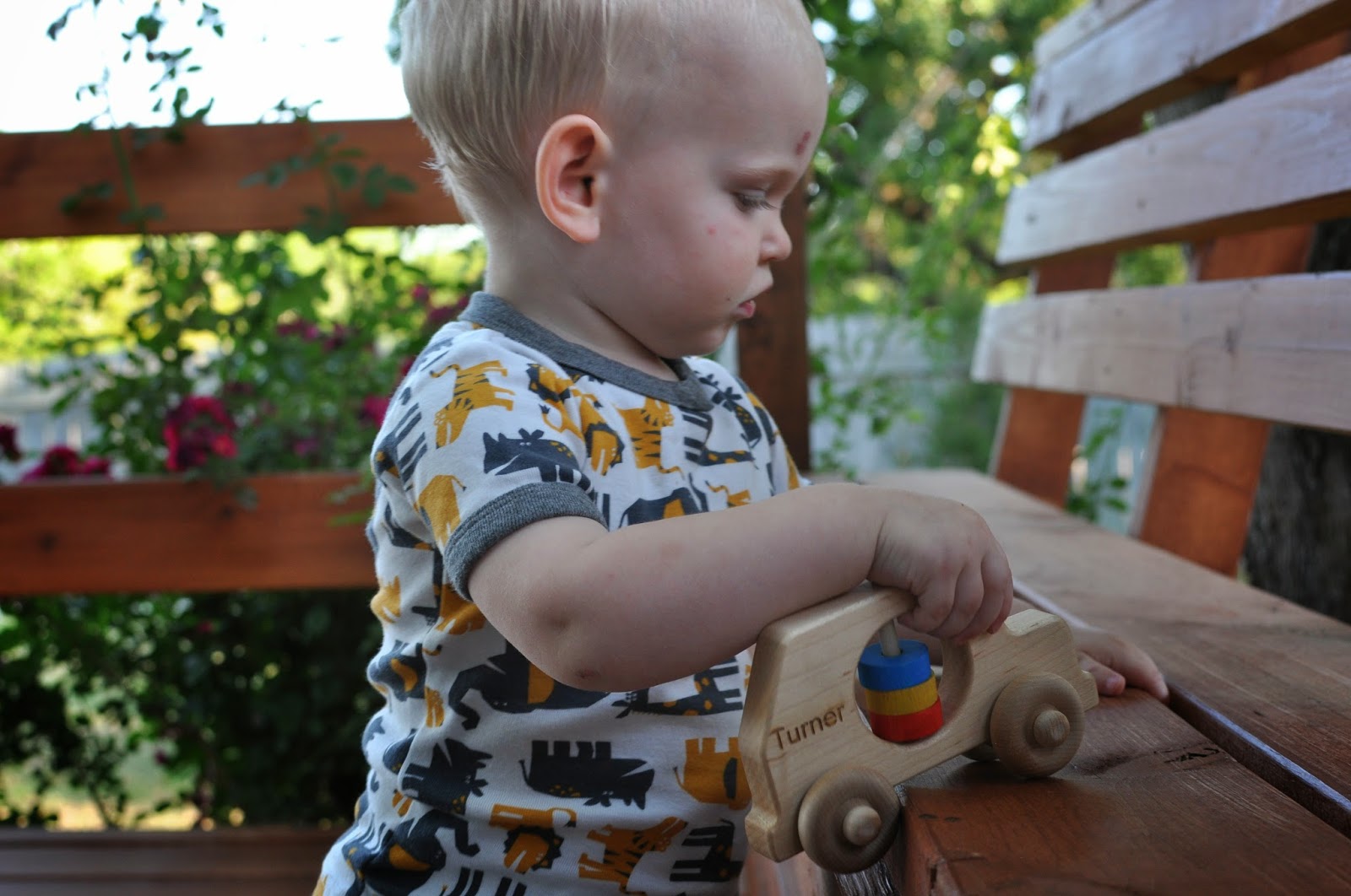 Bannor Toys - Wooden Car Rattle