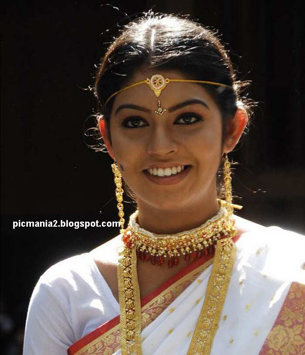 South indian actress    prathishta hot image 