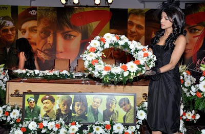 Click on the Image for Larger View priyanka_chopra_at_saat_khoon_maaf_media_meet_in_mumbai_FilmyFun.blogspot.com