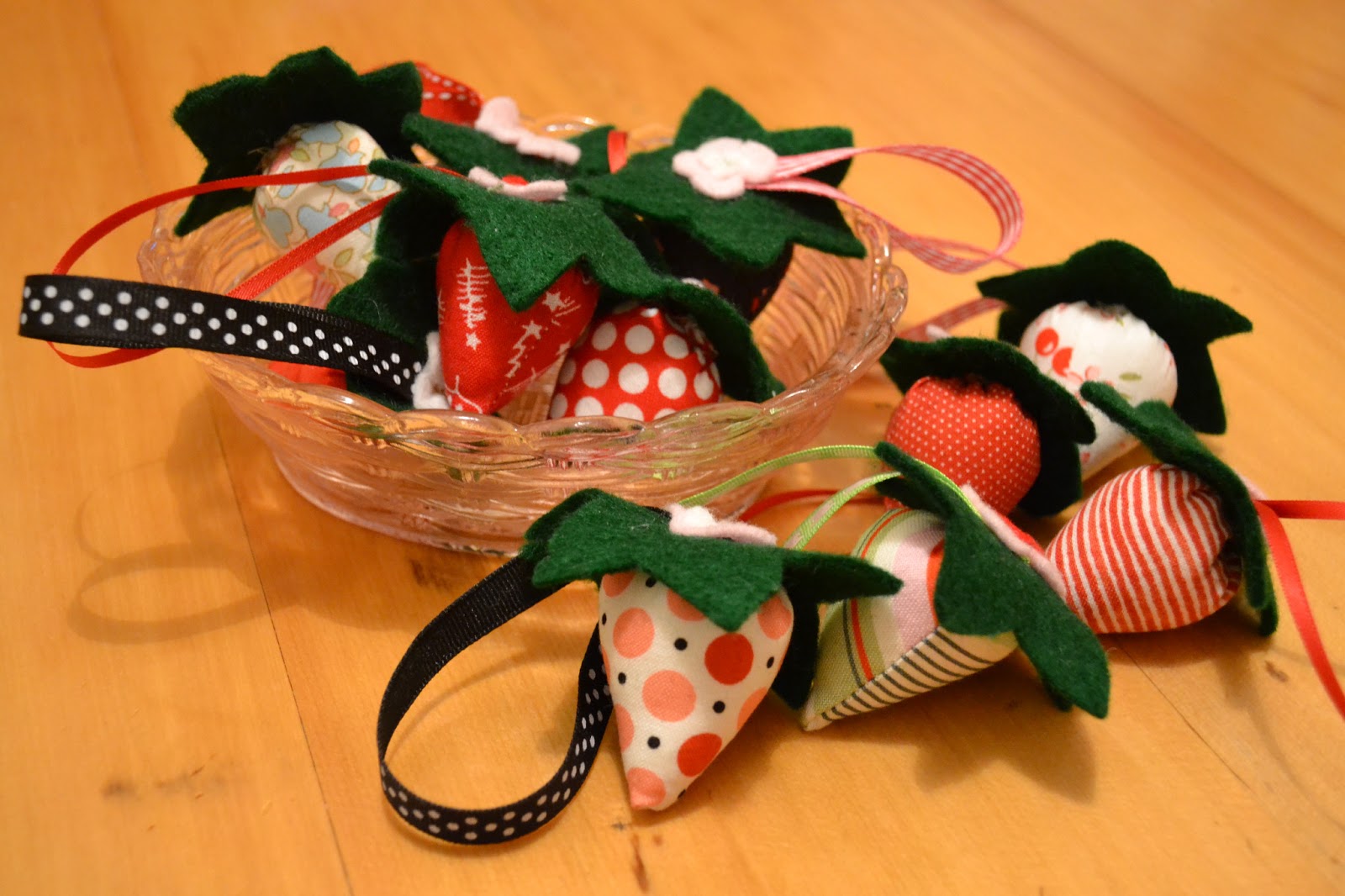 Sew & Sews Strawberry pincushions....