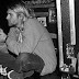 Kurt Cobain cumpliría hoy 46 años si no hubiera caído en la maldición de los 27.