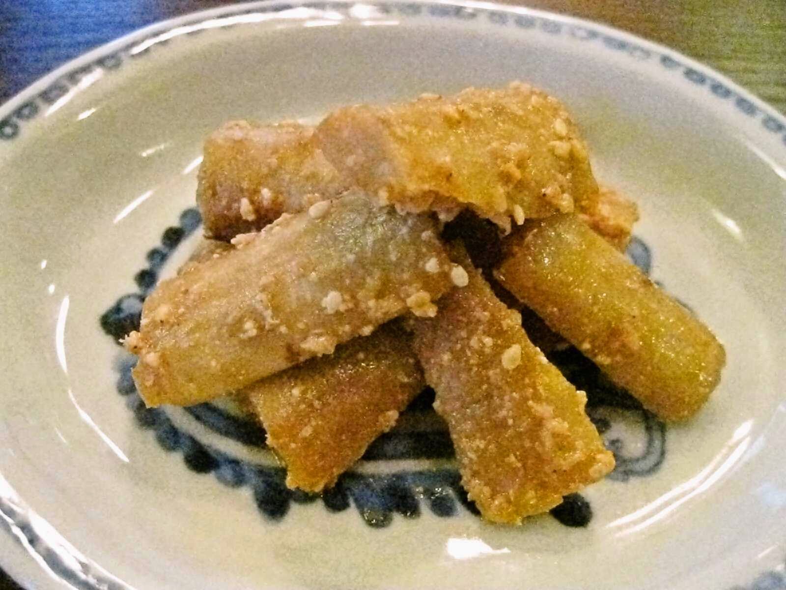 Recipes for Tom Tataki gobo / burdock root in sesame soy sauce vinegar