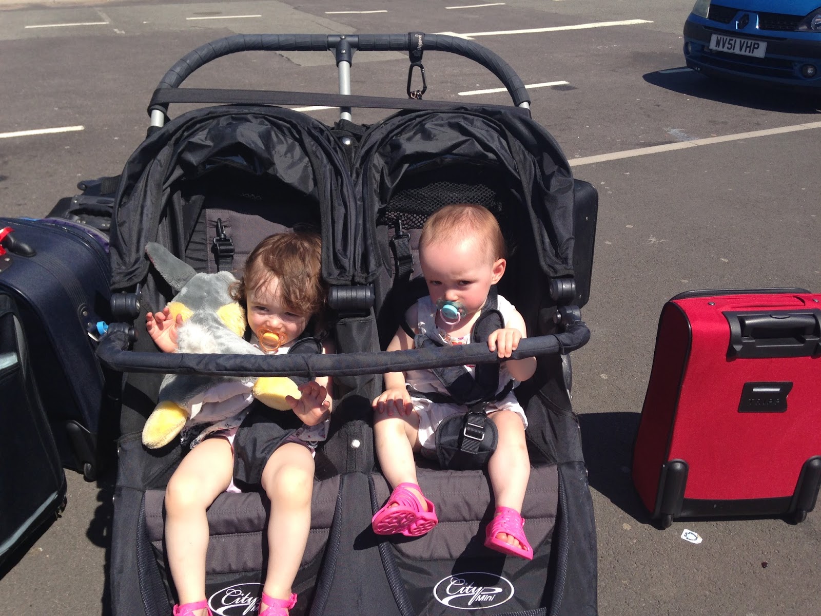Finding the right pushchair - Twin Mummy and Daddy