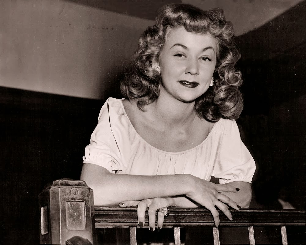 film noir photos tracking with closeups gloria grahame film noir photos tracking with closeups gloria grahame