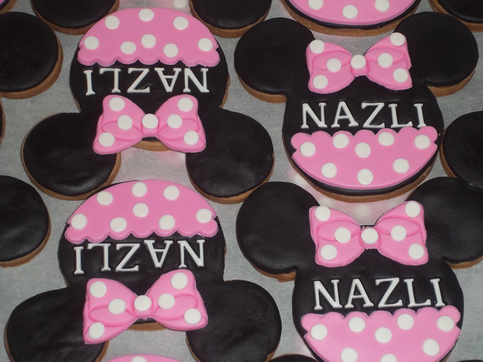 Melike Cake &amp; Cookie MINNIE MOUSE KURABİYE &amp; CUPCAKE�LER