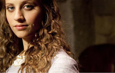 Conheça a data de exibição da série 'Isabel', na SIC Caras
