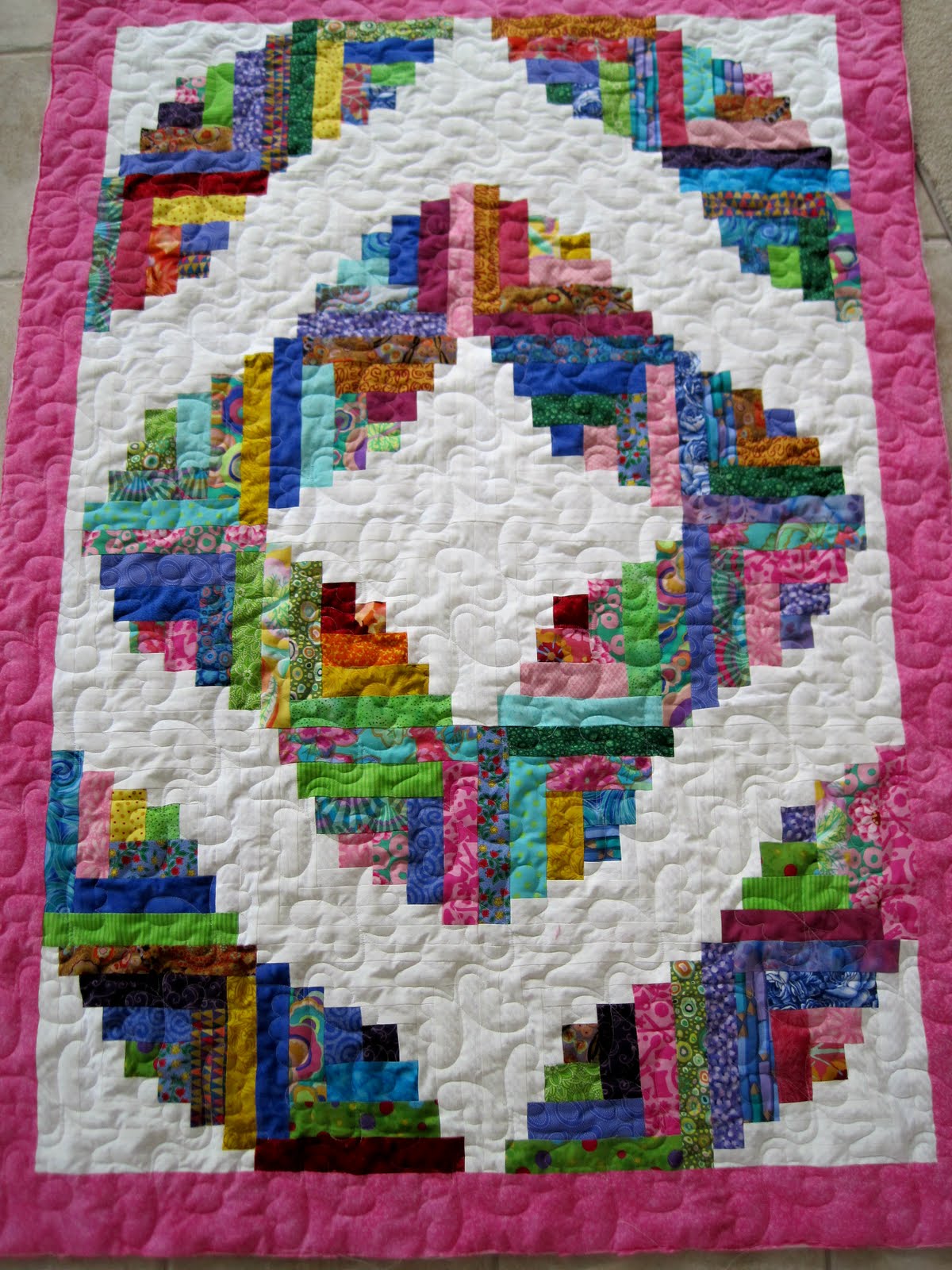 Finely Finished Quilts Sheila's Curved Log Cabin