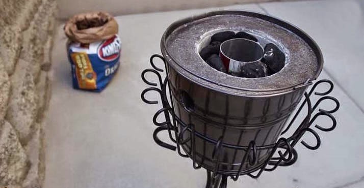 melting cans with the mini metal foundry play 365