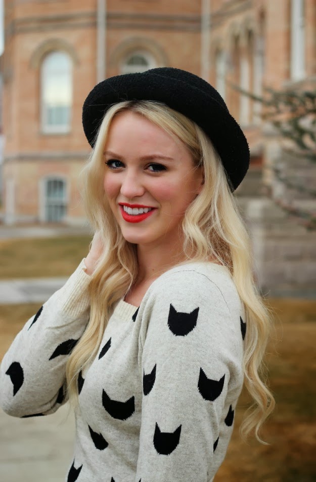 SHARING STYLE THE CAT'S MEOW Crowley Party