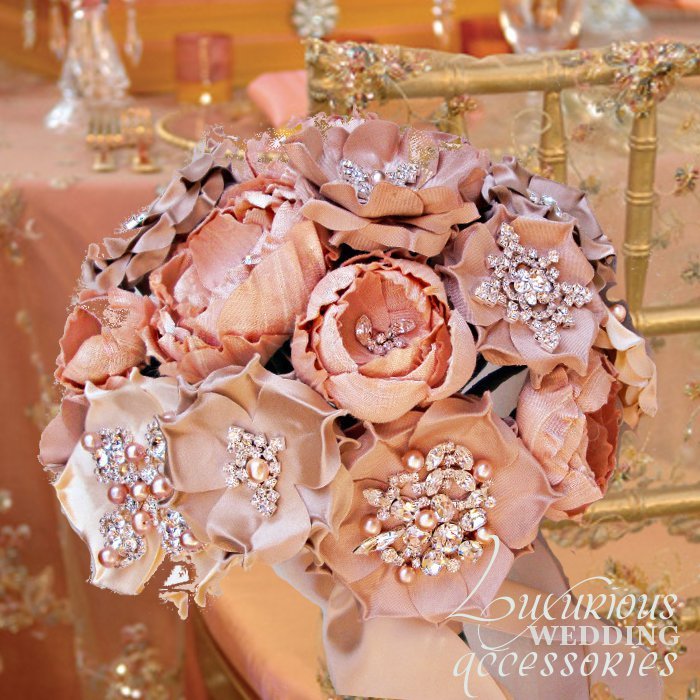 Asian Wedding Ideas A UK Asian Wedding Blog Luxurious Silk Flower Bridal 
