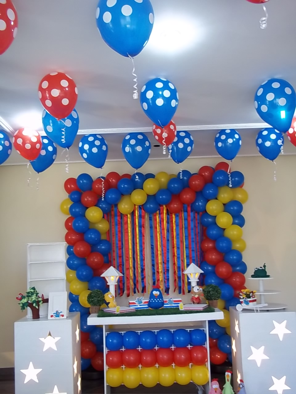 festa jardim da clarilu:abá Festas: Decoração da Galinha Pintadinha festa jardim da clarilu:abá Festas: Decoração da Galinha Pintadinha