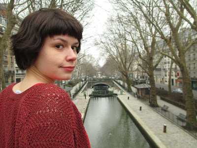Dressing up in Paris Canal Saint Martin Amelie look