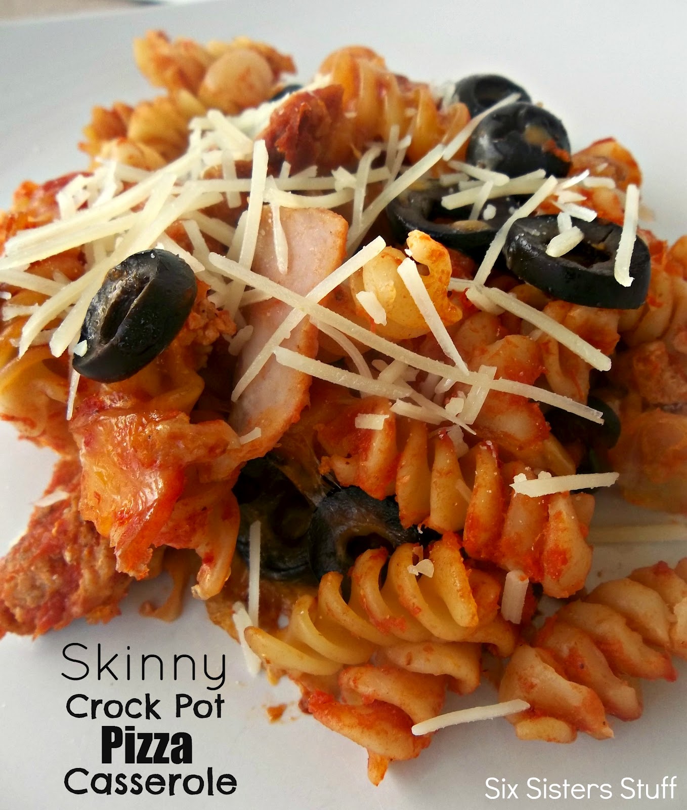 Skinny Crock Pot Pizza Casserole / Six Sisters' Stuff Six Sisters' Stuff