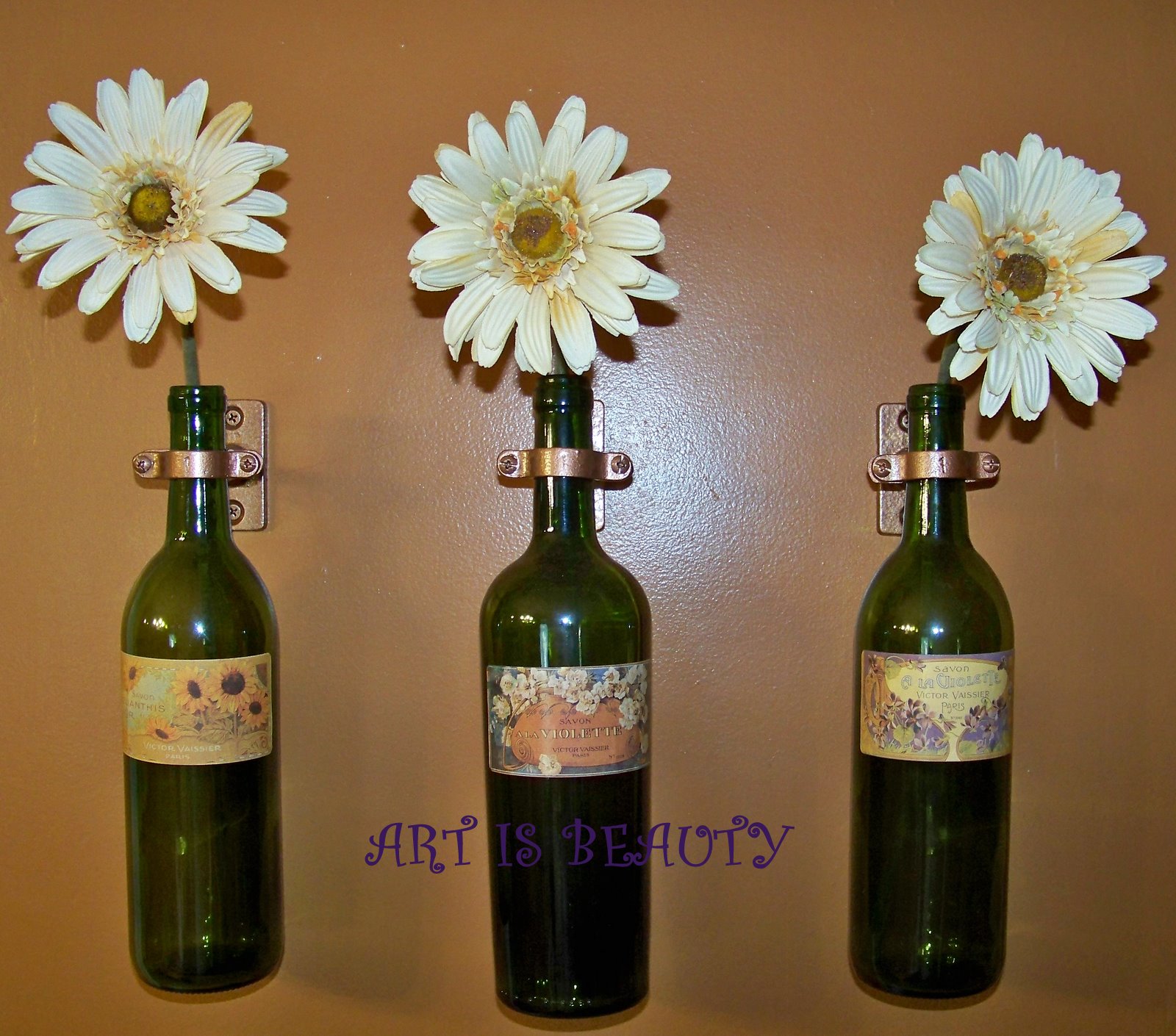 ART IS BEAUTY Wine bottle vases