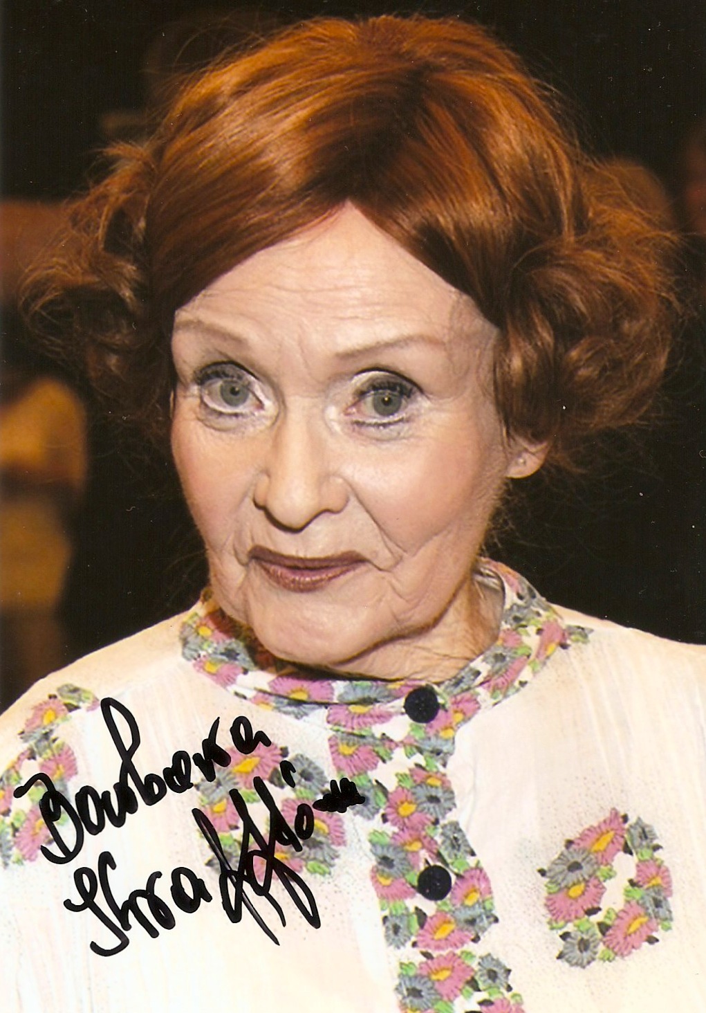 Chris Autographs Barbara Krafftówna