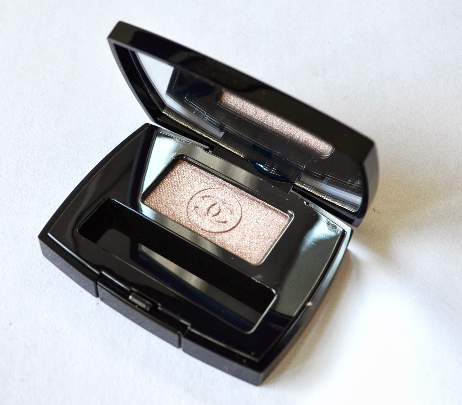 chanel eyeshadow single