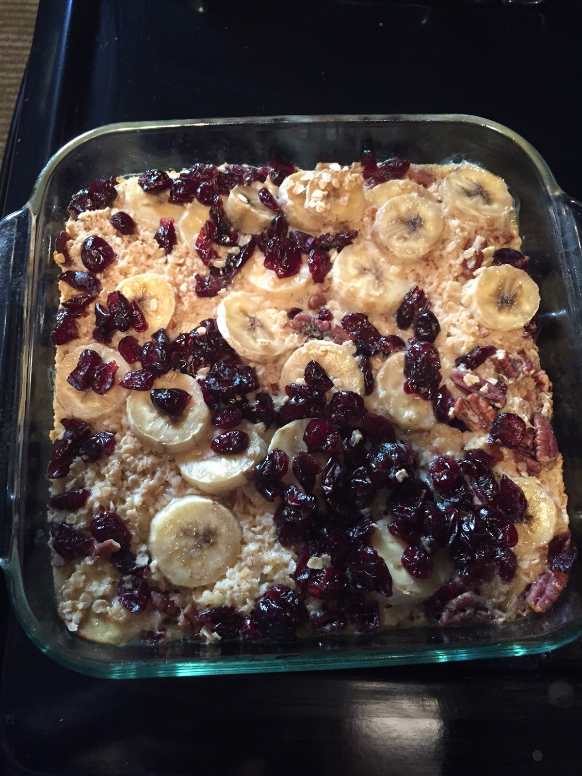 Mixin' Mom BananaBerry Baked Oatmeal