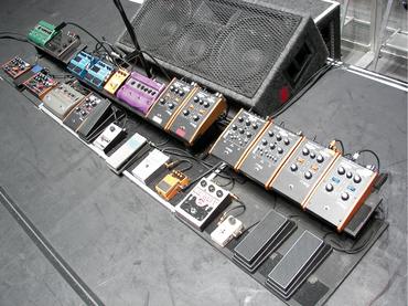 pedal_board_frusciante.jpg