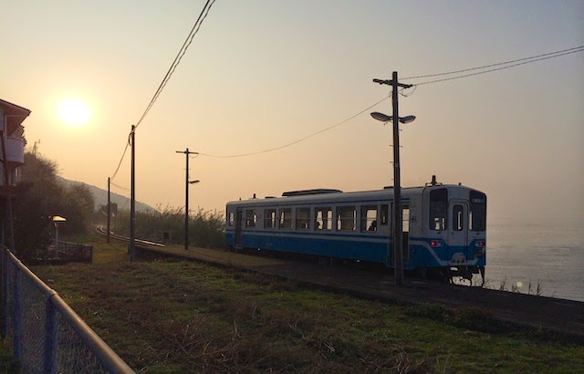 下灘駅と夕日