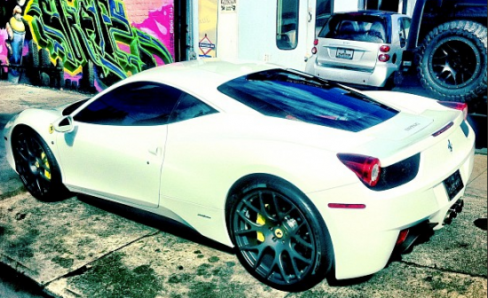 Kim Kardashian Rolling White Ferrari 458