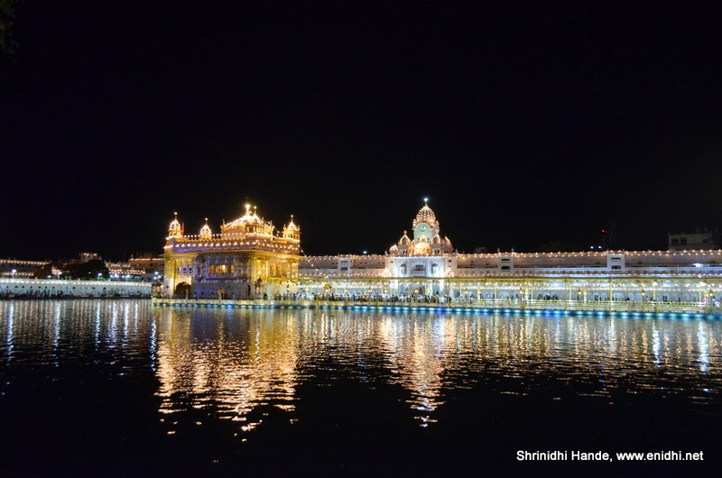 Golden temple Amritsar- nighttime photos - eNidhi India Travel Blog