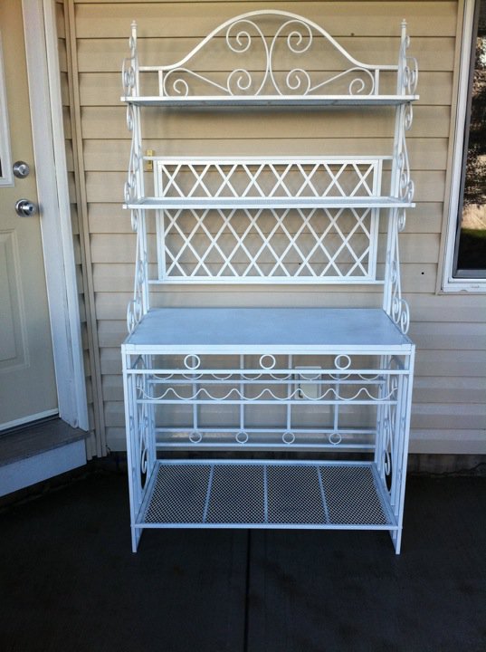 My Crafty Days Outdoor Bakers Rack