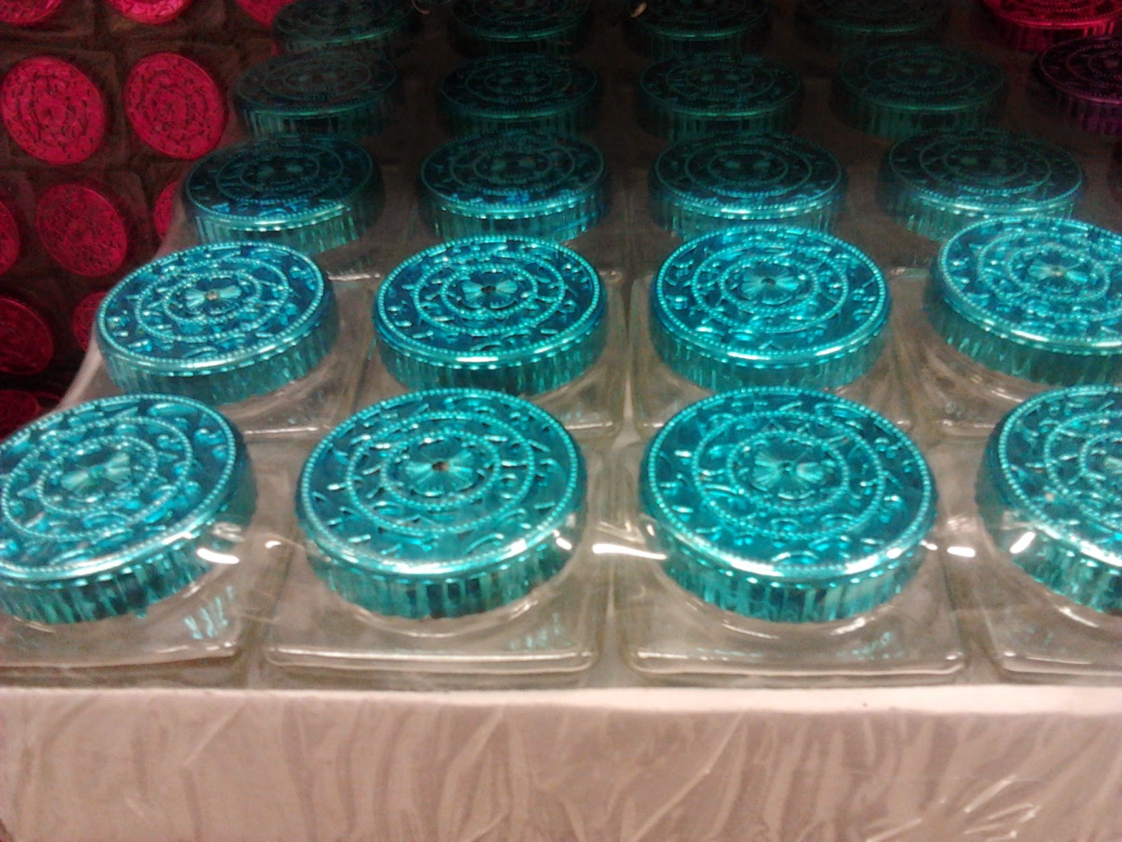 Produk Bekas - Bekas Kaca Mini-Part 1 - Pemborong Dan ...