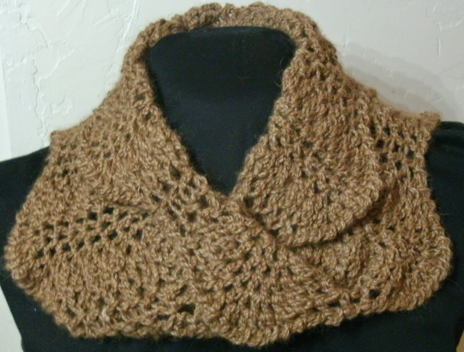 Stitch Whisper: Seeking Test Crocheters for a Mobius Cowl to crochet ...