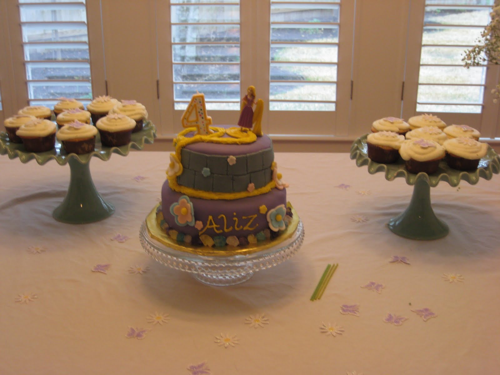 Camille's Cakes: Rapunzel Cake