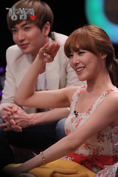 Tiffany @ Imagenes oficiales de SBS Strong Heart 120420sh6