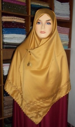 koleksi inaya jilbab segi empat merk fiddini koleksi inaya jilbab segi empat merk fiddini
